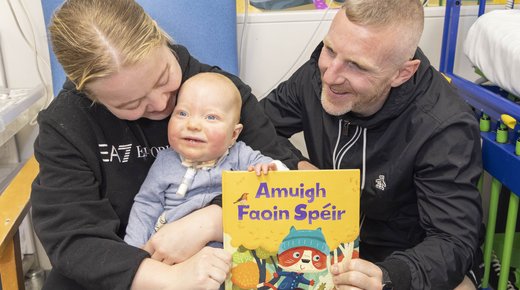 CHI Hook a Book - Koa Dundon with parents Katie and Niall from Co Meath  (12)