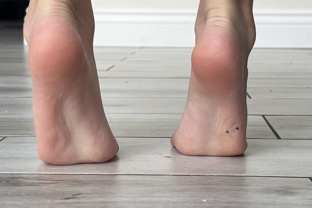 Flexible flat feet on tip toes 1